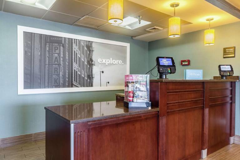 Hampton Inn Winchester-University/Mall Area — photo 5