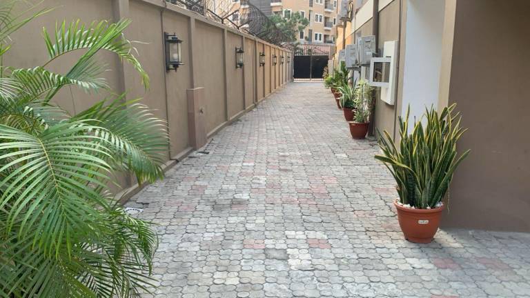 Holiday apartment with garden — photo 4