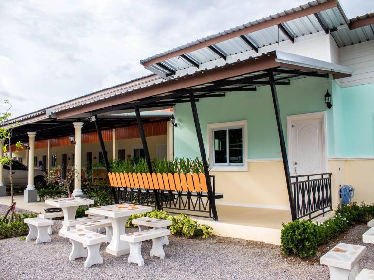 Fancy Carp Resort in Phetchaburi