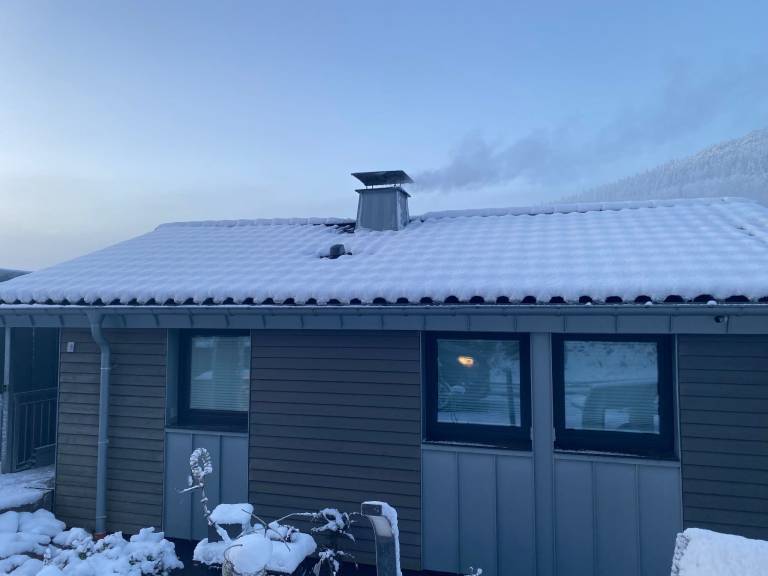 House with patio, barbeque & hot tub | Nature view | Dogs allowed — photo 2