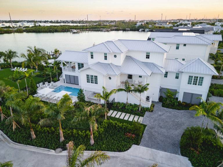 House with fast internet, yard & barbeque | Sea view — photo 2