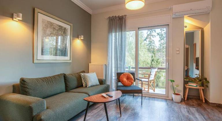 Holiday apartment | Close to Temple of Hephaestus in Athens