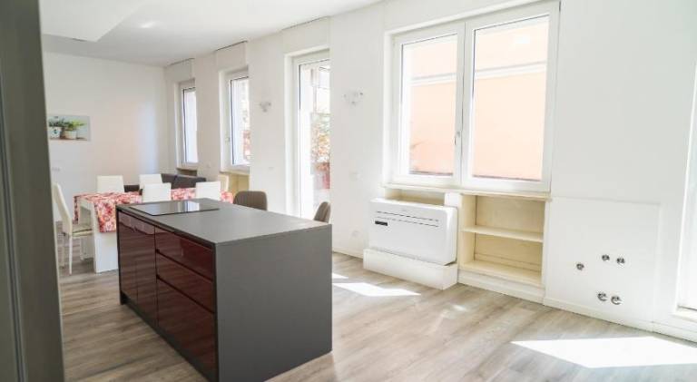 Holiday apartment | Close to Fontana del Delfino — photo 2