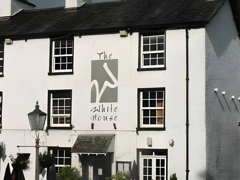 Churchills Inn & Rooms in Windermere