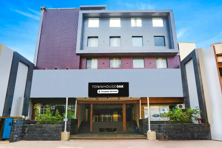 Super Townhouse Oak Hisar in Bikaner