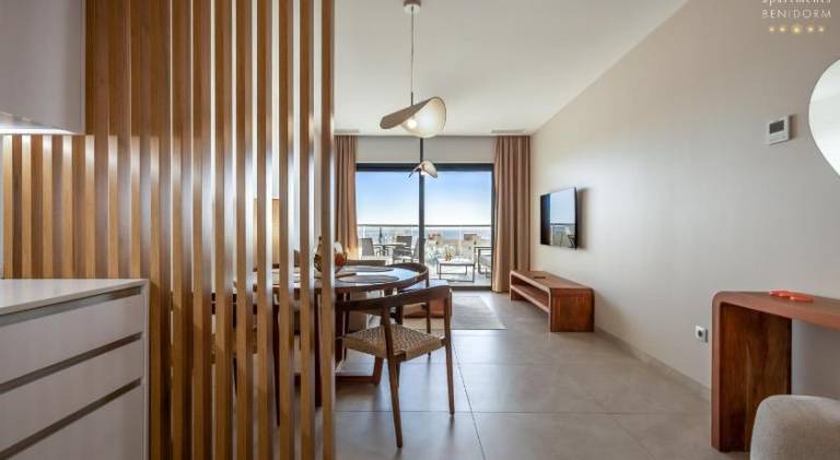 Sunset Cliffs Wellness & Spa by Leo Apartments Benidorm — photo 2