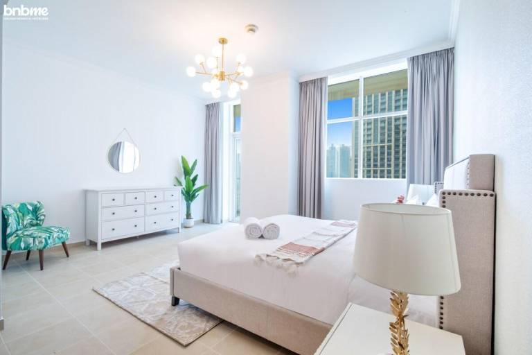Apartment with pool | Close to The Dubai Fountain | Good for workation — photo 2