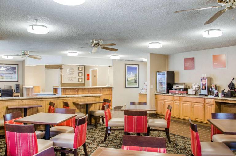 Comfort Inn — photo 3