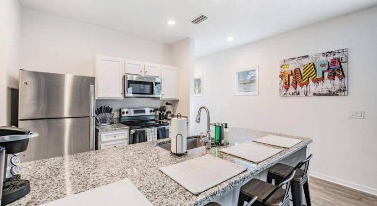 Vacation home with 3 rooms for 6 persons in Tampa, FL