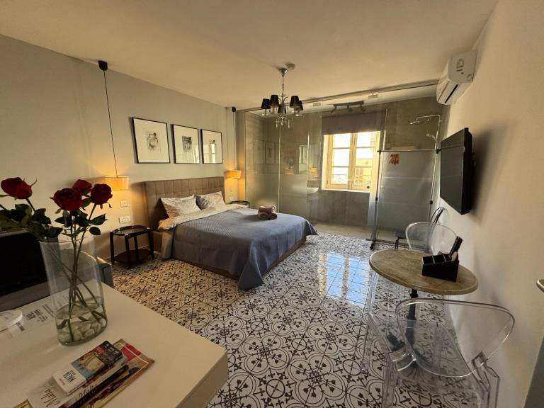 MH Sliema by Malta Holidays in St. Julian's