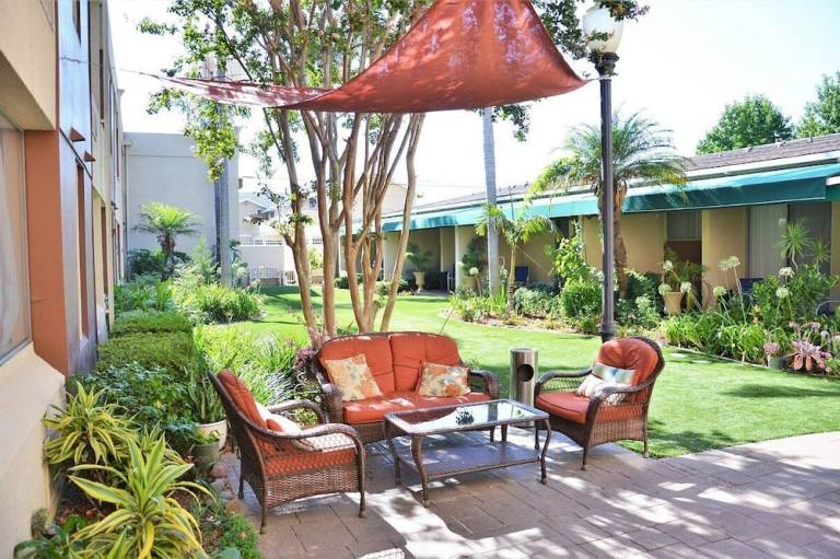 Hotel Pacific Garden
