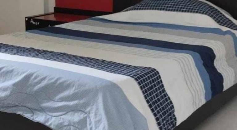 HOSTAL CARACOLI HUECO