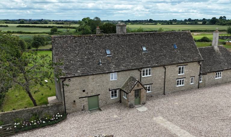 Farmhouse Brokenborough