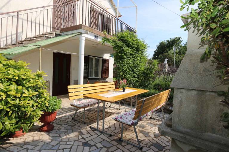 Holiday apartment with air conditioning and terrace — photo 2