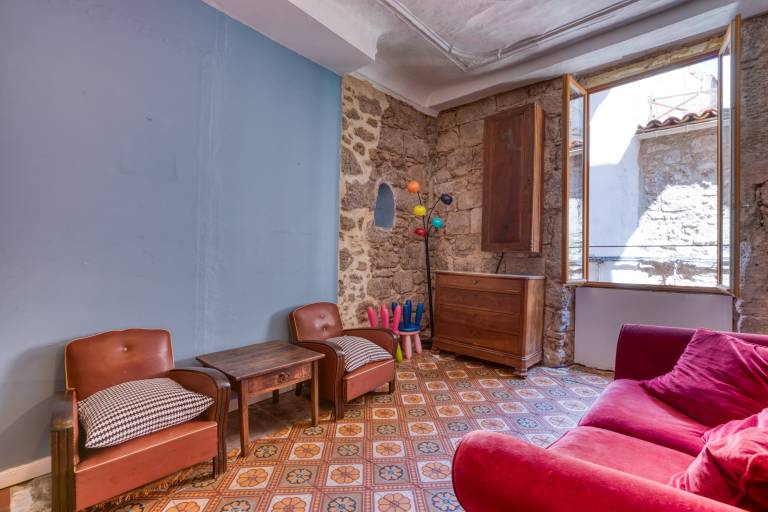 Family-oriented pleasant house with fast internet | City view | Dogs allowed — photo 2