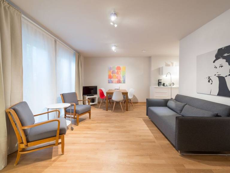 Behindertengerecht 2 Zi Premium Apartment