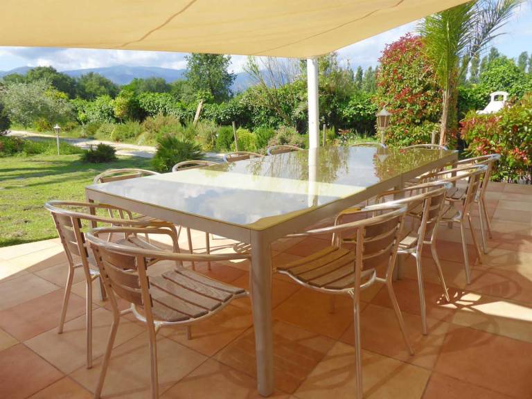 Gite with private pool, yard & patio — photo 5