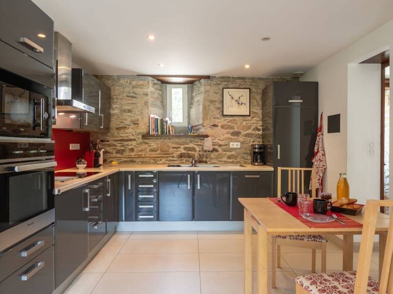 Beautiful holiday apartment with patio & garden | Pets are welcome — photo 4