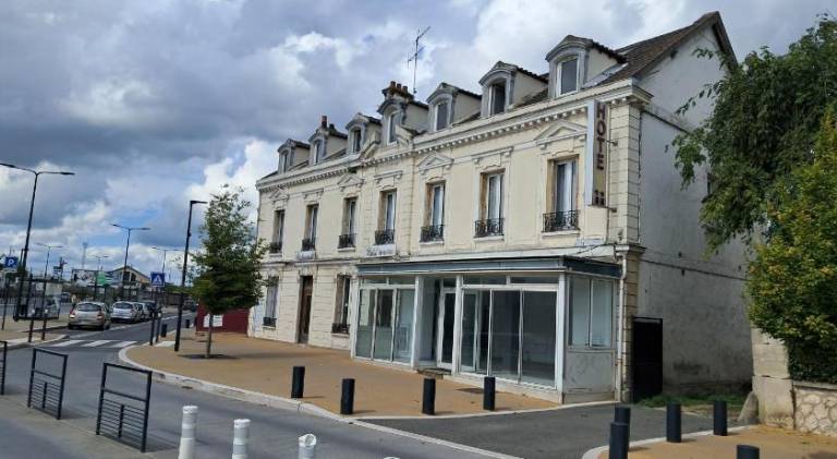 Hotel de la gare in Sens