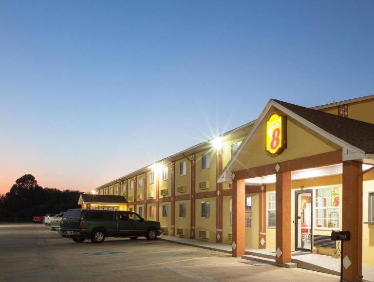 Super 8 By Wyndham Chickasha in Chickasha, OK