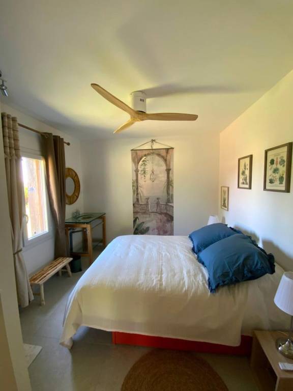 Gite with private pool, patio & yard — photo 4