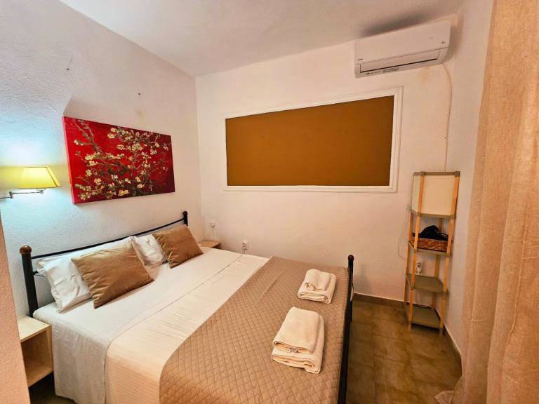Child-friendly rental apartment with pool | Sea view | Next to the beach | Pets are welcome — photo 5