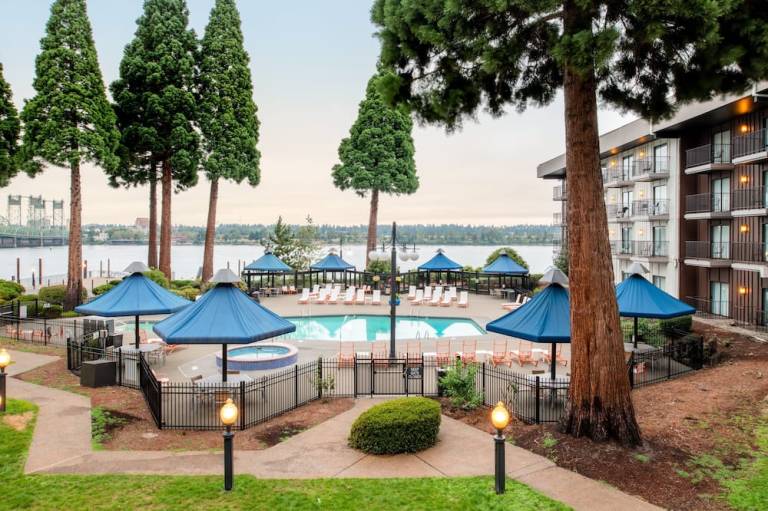 Holiday Inn Portland Columbia Riverfront by IHG