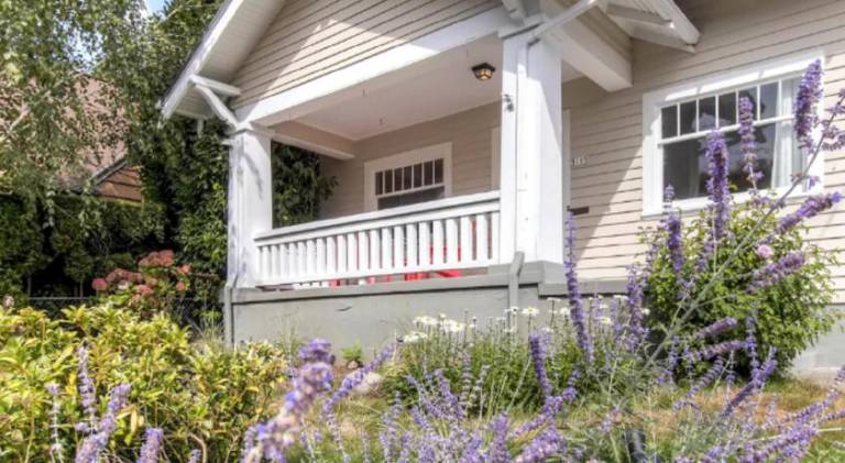 House with pool in Portland, OR