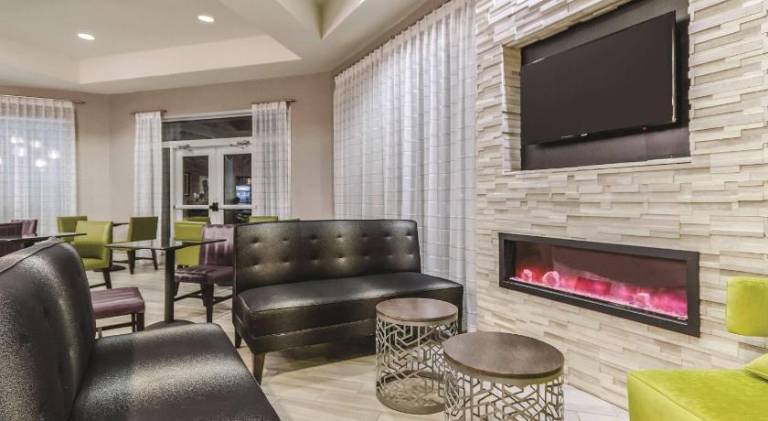 La Quinta Inn & Suites by Wyndham Grand Junction — photo 4