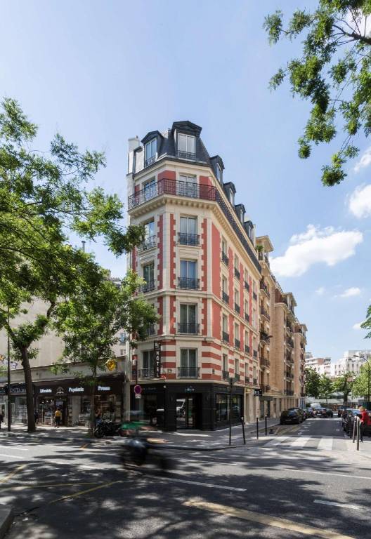 Urban Bivouac Hotel in Le Kremlin-Bicetre