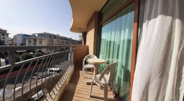 Rental apartment with pool — photo 4
