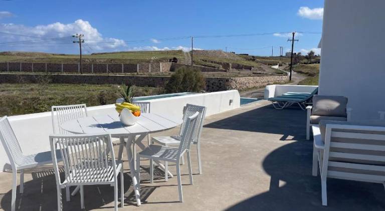 Villa with terrace, grill & private pool | Perfect for remote work — photo 5