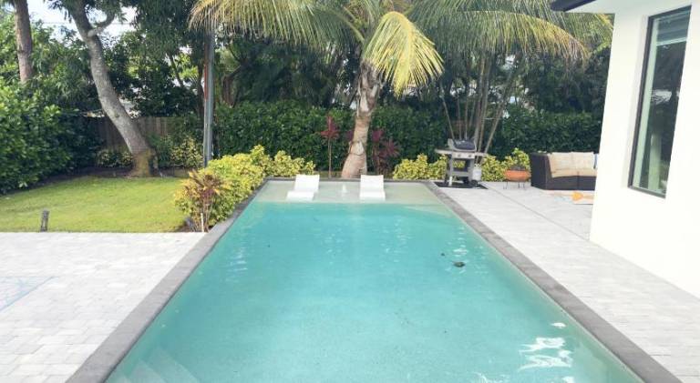 Rental apartment with pool — photo 5