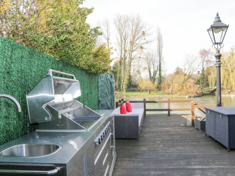 Cottage Datchet