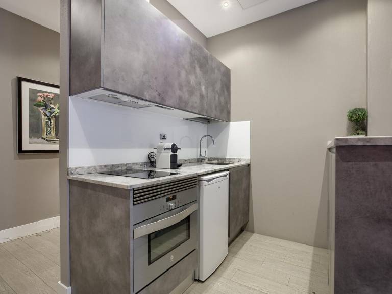 Rental apartment | Close to Royal Palace of Madrid — photo 3