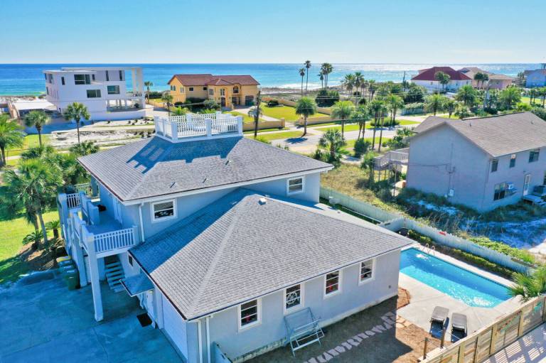 Vacation home | Close to the beach | Pet-friendly — photo 2