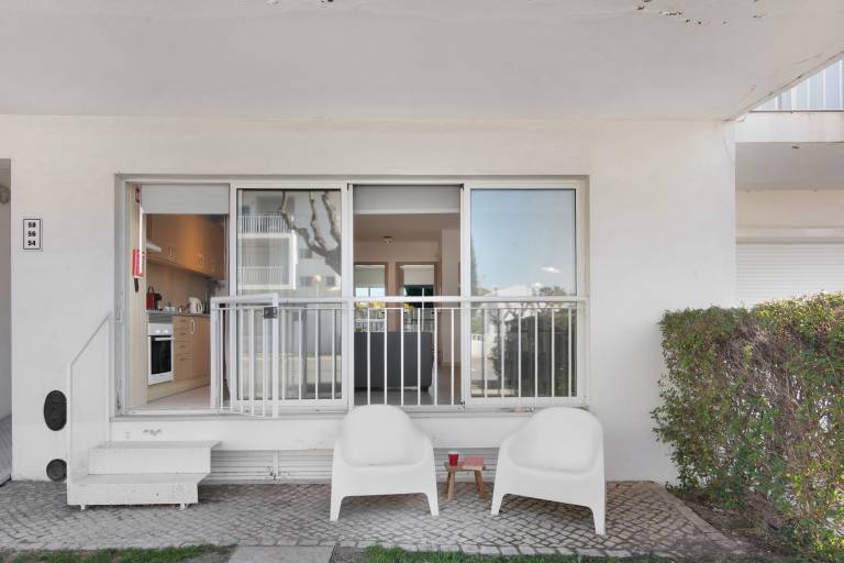 Children-friendly lovely rental apartment with pool, fast internet & garden | Garden view | Dogs allowed — photo 3