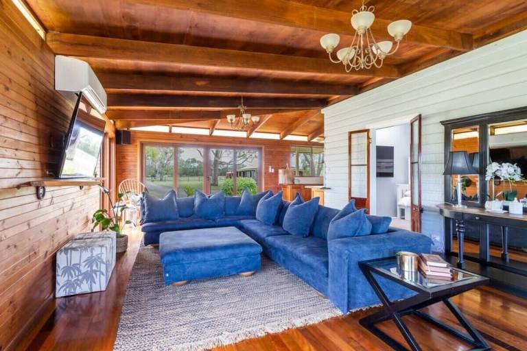 House Iluka