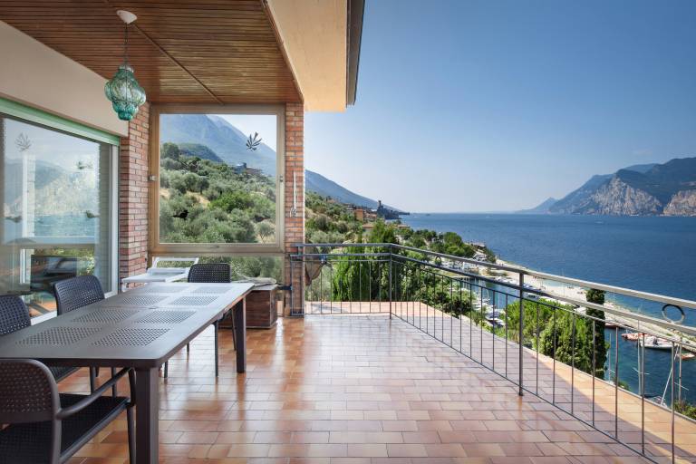 Holiday apartment with patio | Next to the beach | Pet-friendly — photo 2