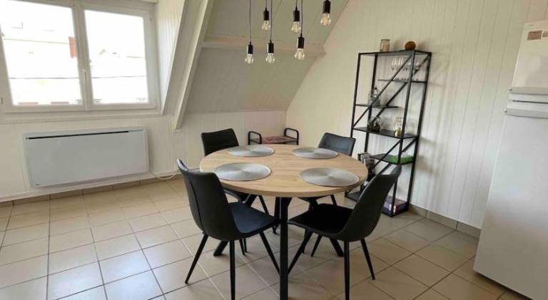 Holiday apartment with 2 rooms for 6 persons in Montreuil