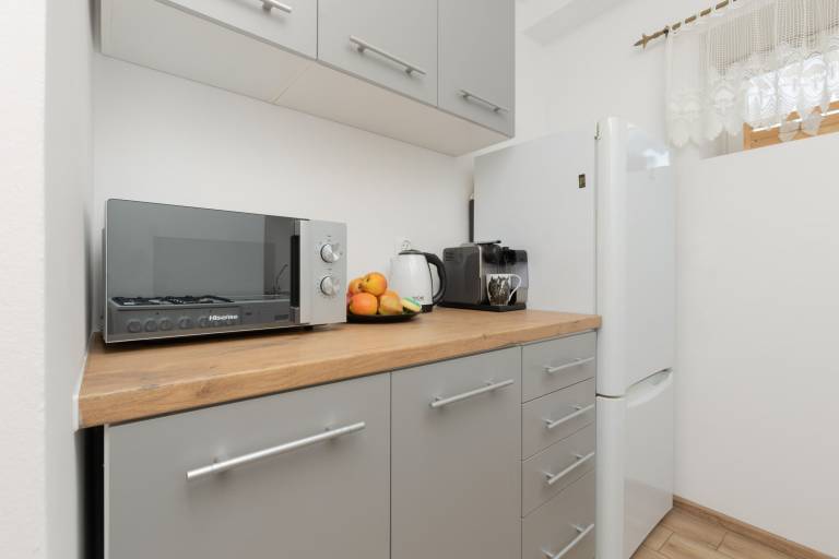Family-oriented rental apartment | Near Palace of Culture and Science | Pets allowed — photo 4