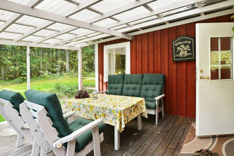 House with terrace & BBQ | Dogs allowed in Karlshamn