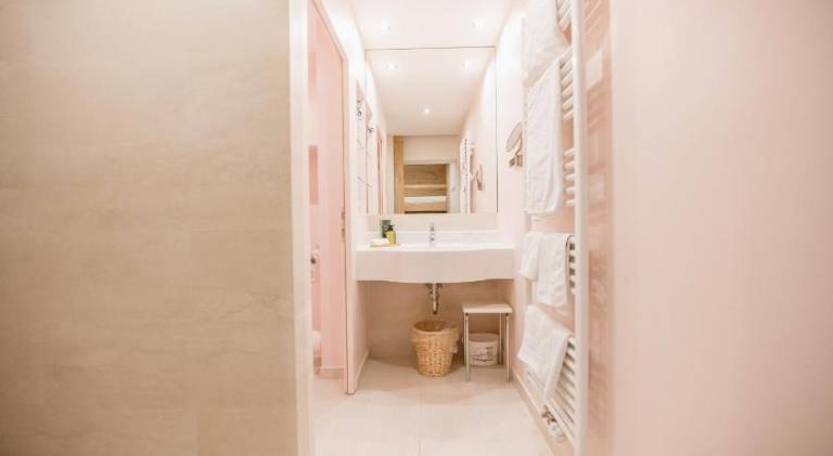 Charming holiday apartment with terrace & garden | Pet-friendly — photo 3