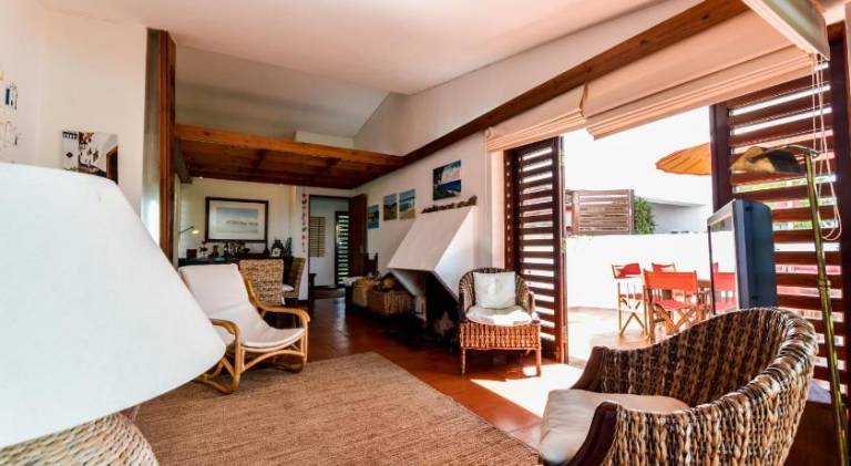 Vacation home with grill, private pool & patio — photo 2