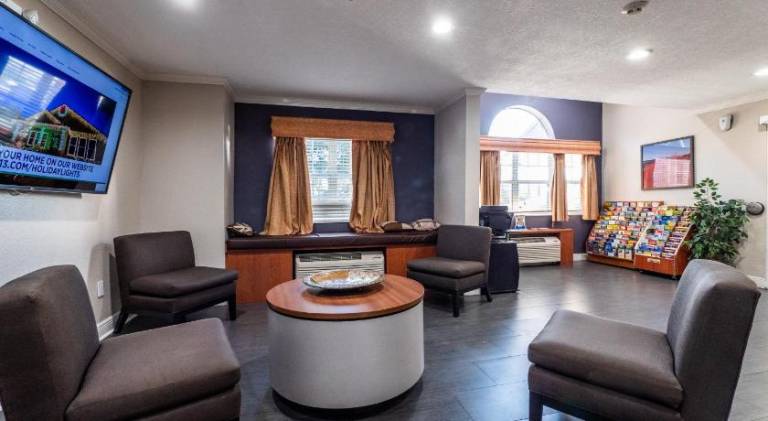Microtel Inn & Suites by Wyndham Ocala — photo 3