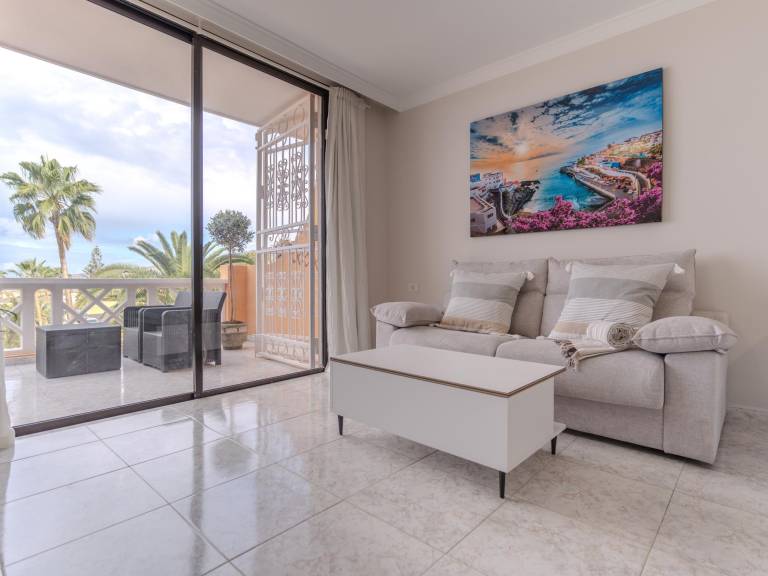 Apartment with terrace | Sea view — photo 3