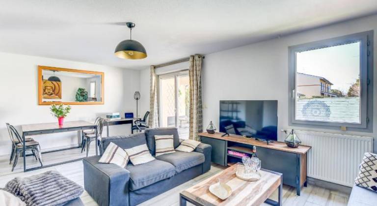 Villa St Simon - 11 couchages, piscine, parking, parfait entre famille, amis ou pros — photo 2
