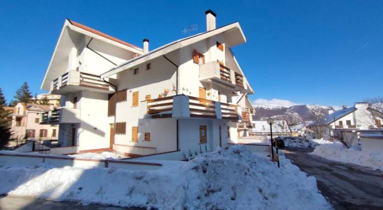 Apartment with 2 rooms for 6 persons — photo 3