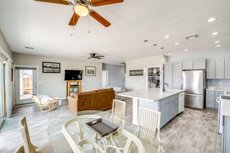 4 Mi to Casinos: Mtn-View Home in Bullhead City! — photo 5
