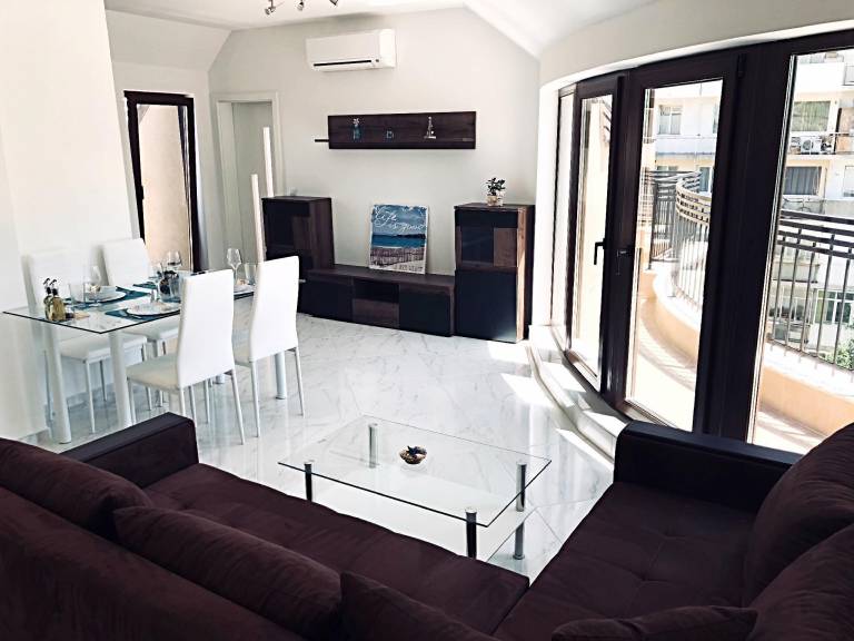 Rental apartment with terrace | Suitable for remote work — photo 3